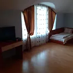 авалон Hotel