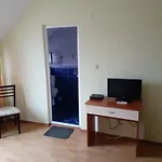 авалон Hotel 2*