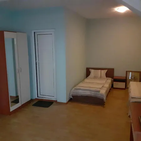 авалон Хотел