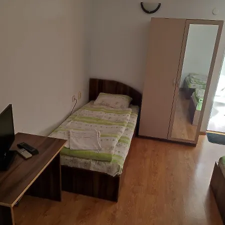 авалон Хотел 2*