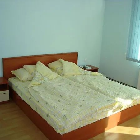авалон Hotel