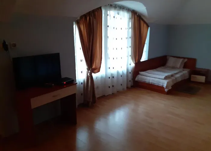 авалон Хотел