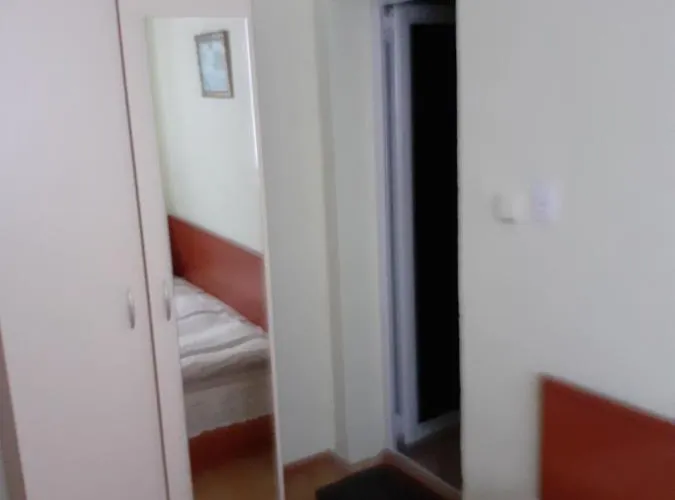 Хотел авалон 2*