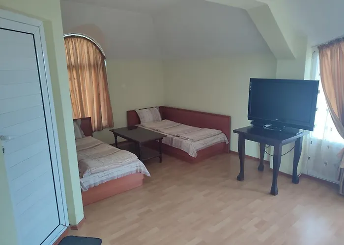 авалон Хотел